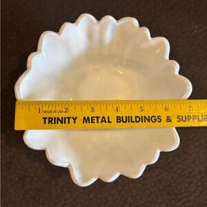 VINTAGE Indiana Glass Milk Glass Sunflower Bowl